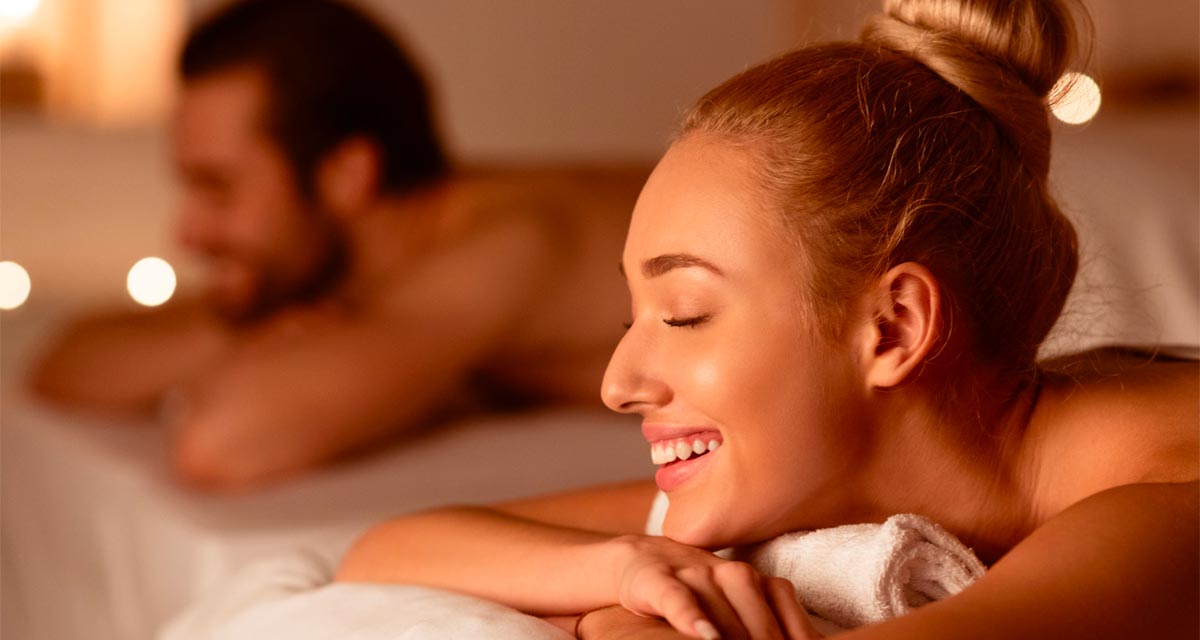 Couple massage